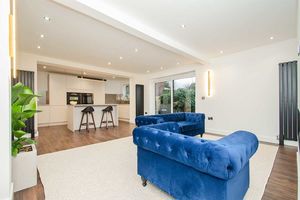 Photo 37- click for photo gallery